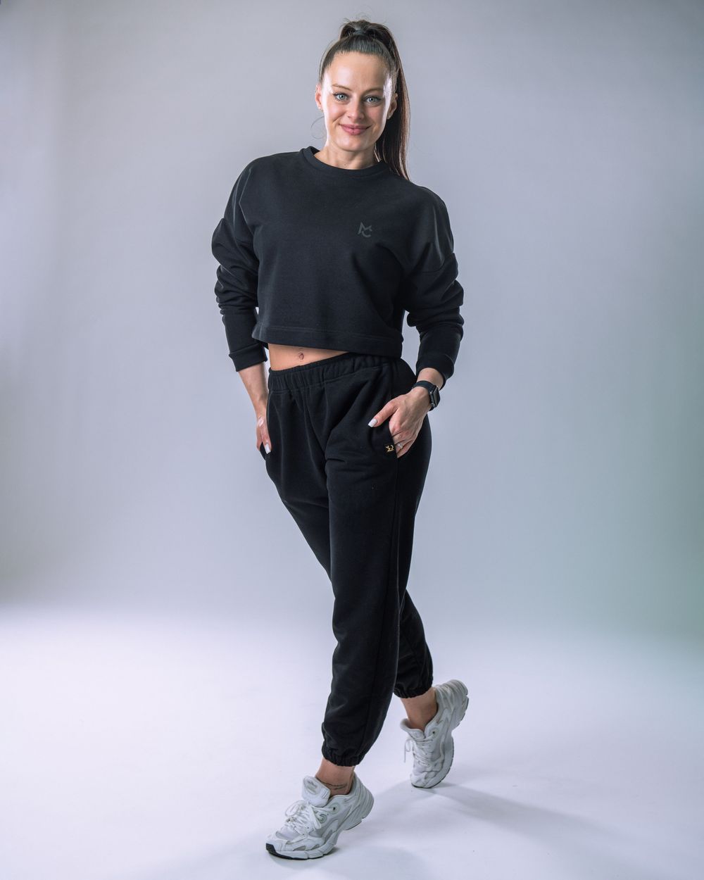Dámská mikina bez kapuce černá S
