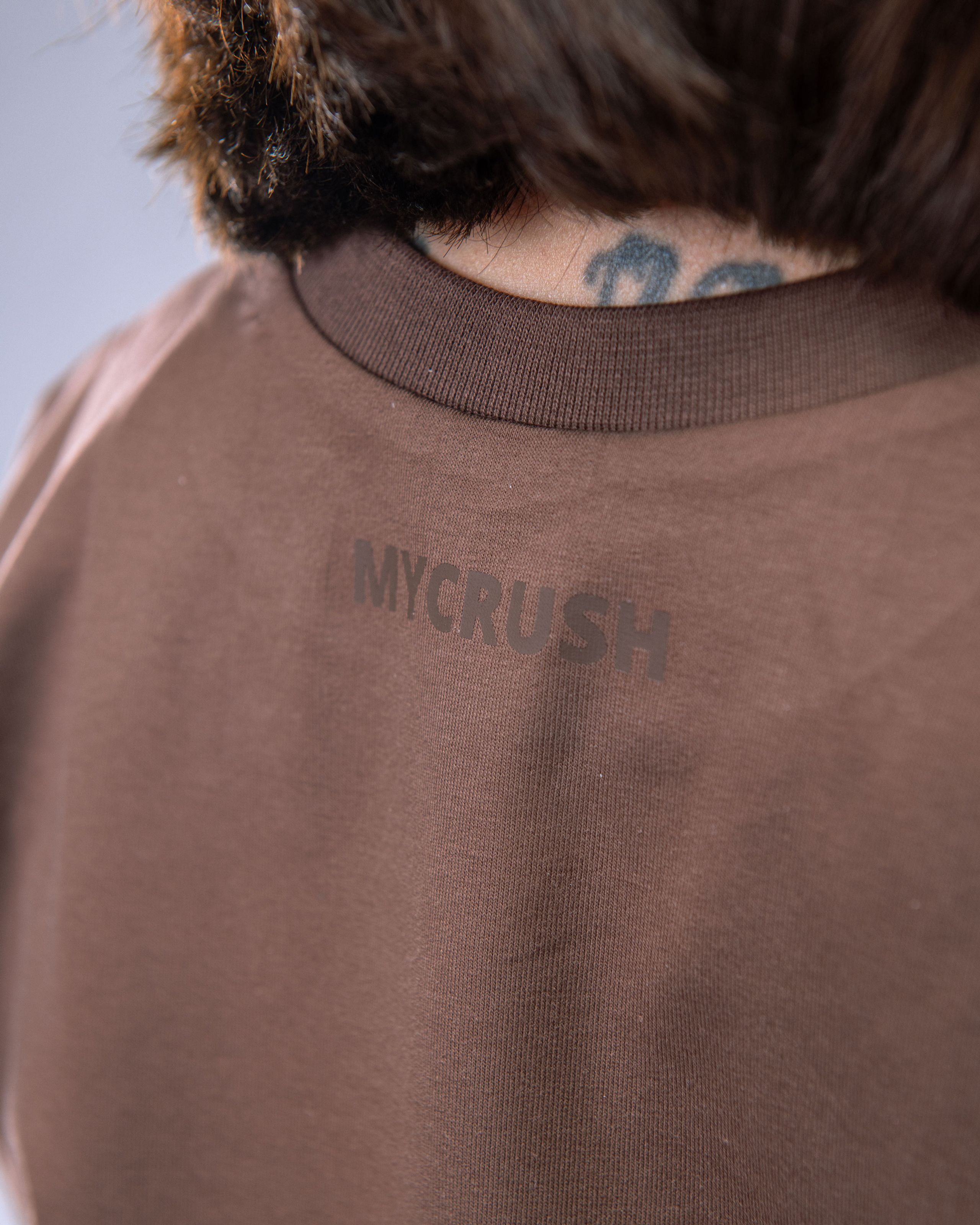 Dámské Oversize Croptop tričko hnědé M-6