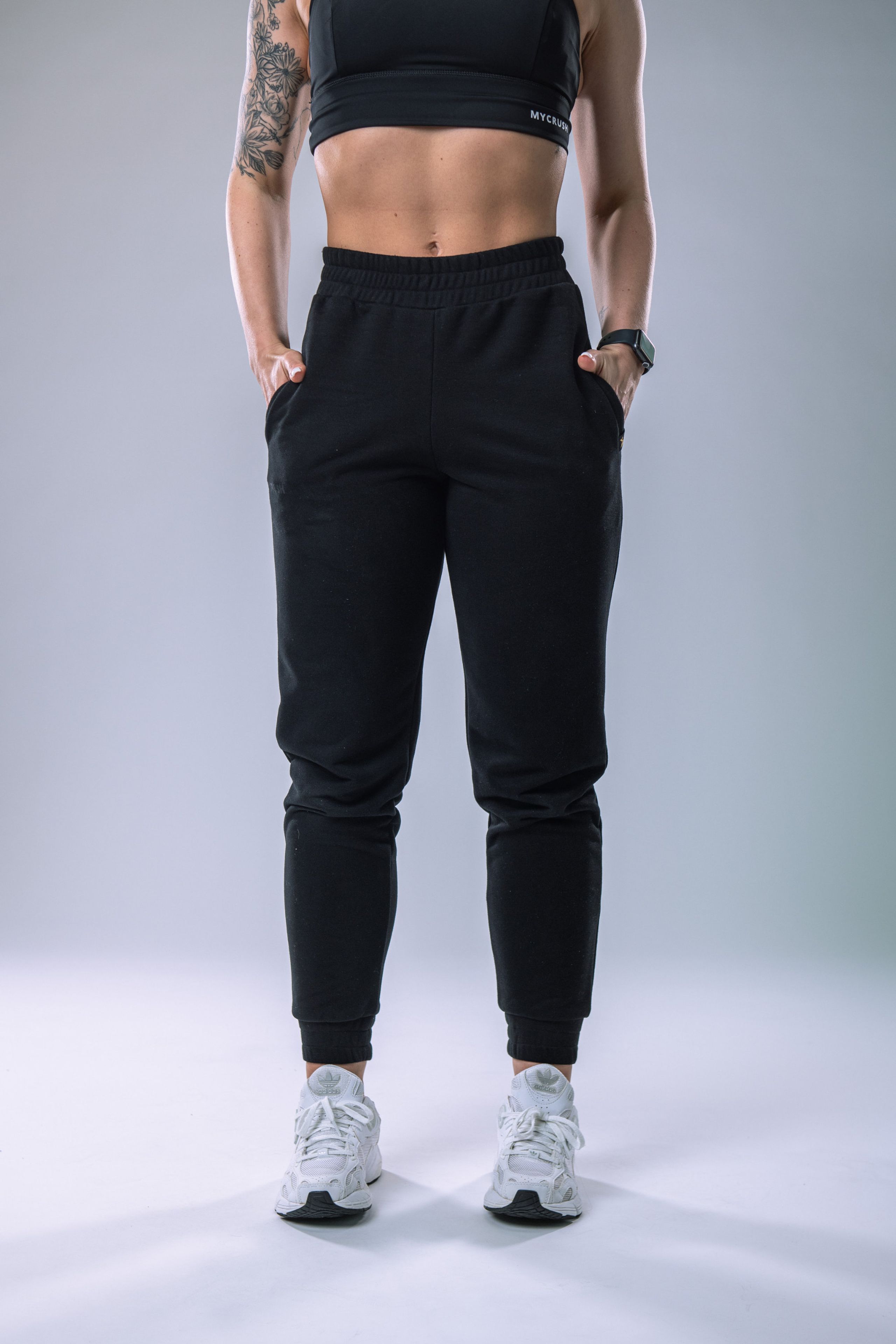 Dámské tepláky SLIM černé S-2