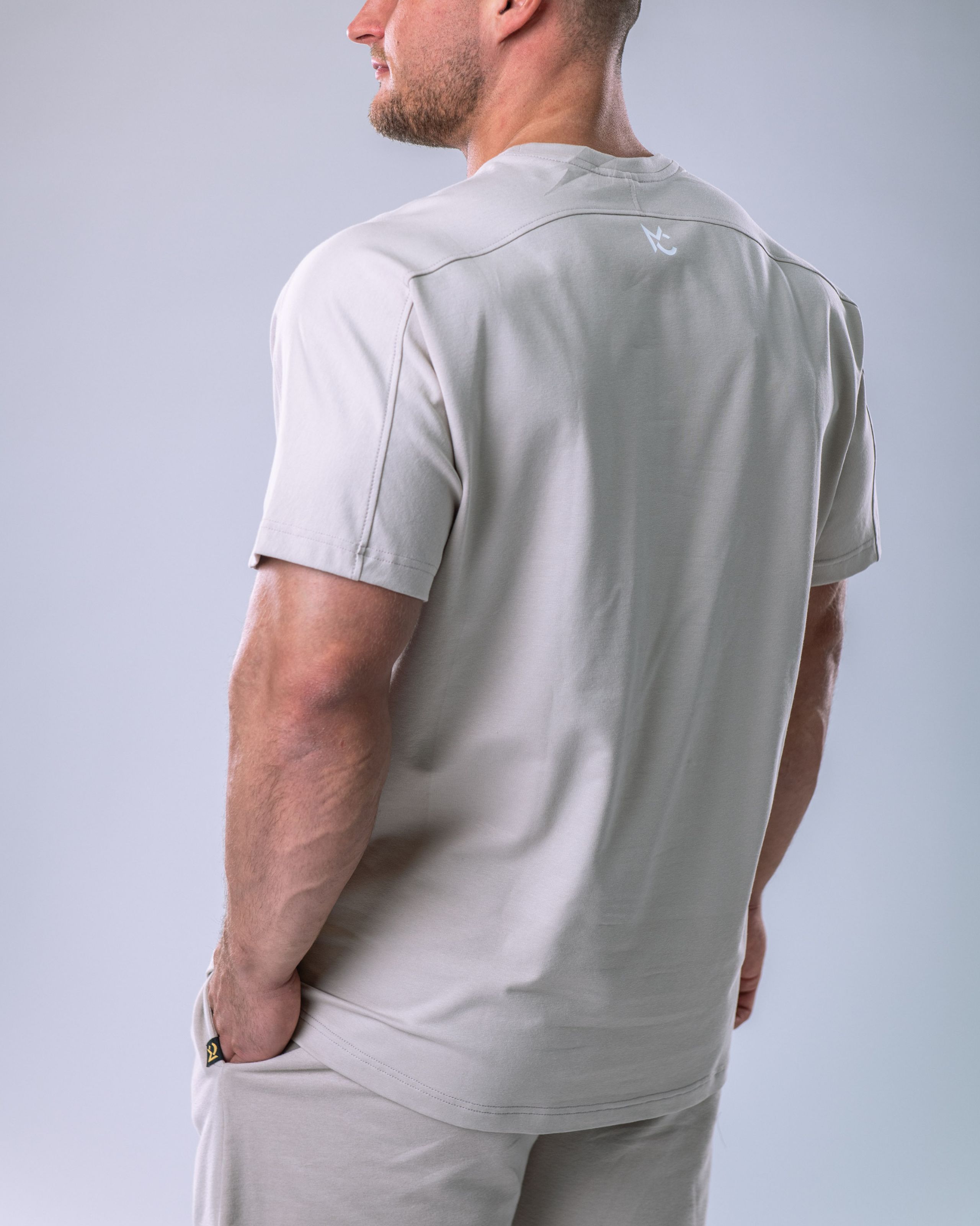 Pánské tričko oversize s malým potiskem béžové XL-2