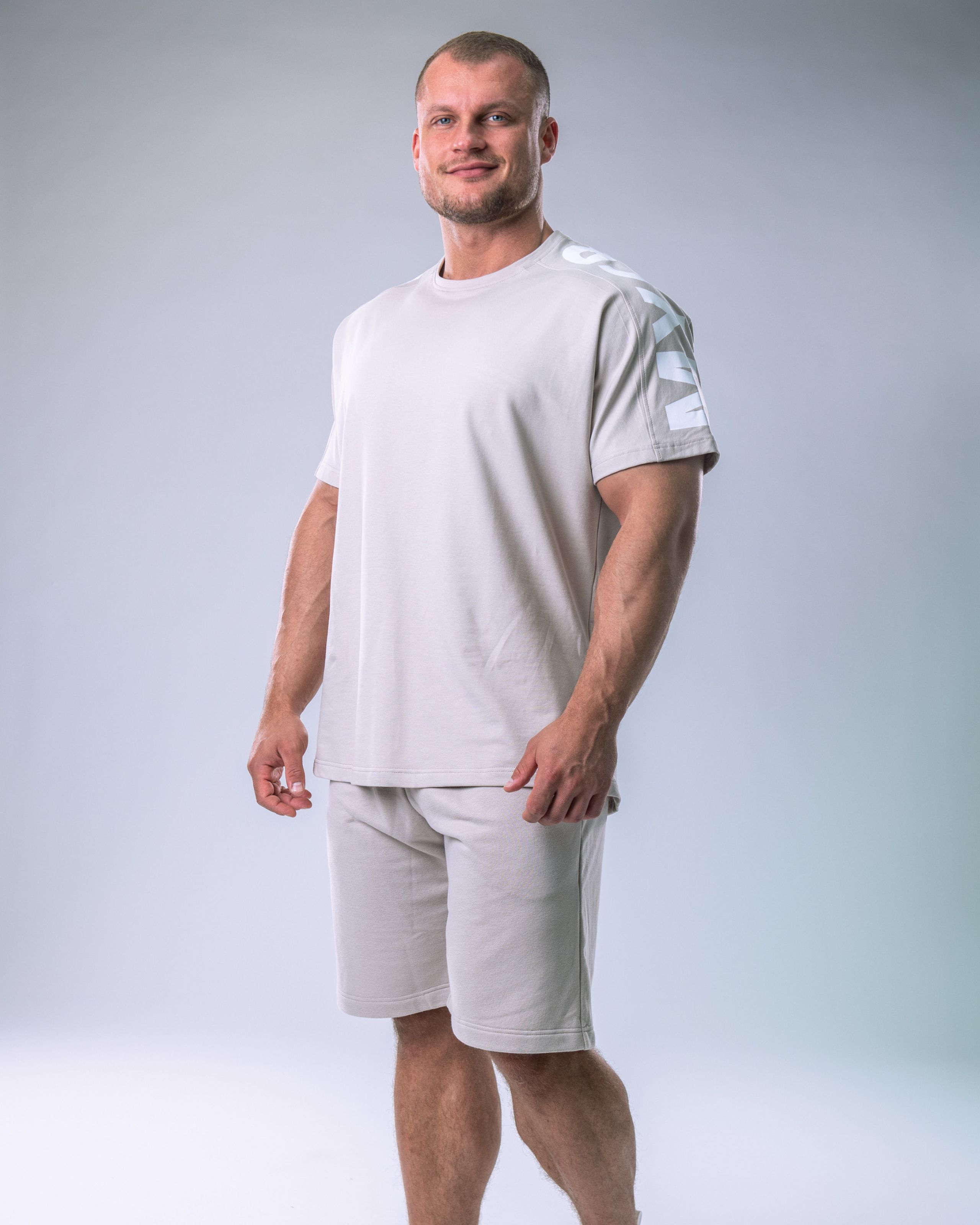 Pánské tričko oversize s velkým potiskem béžové M-6