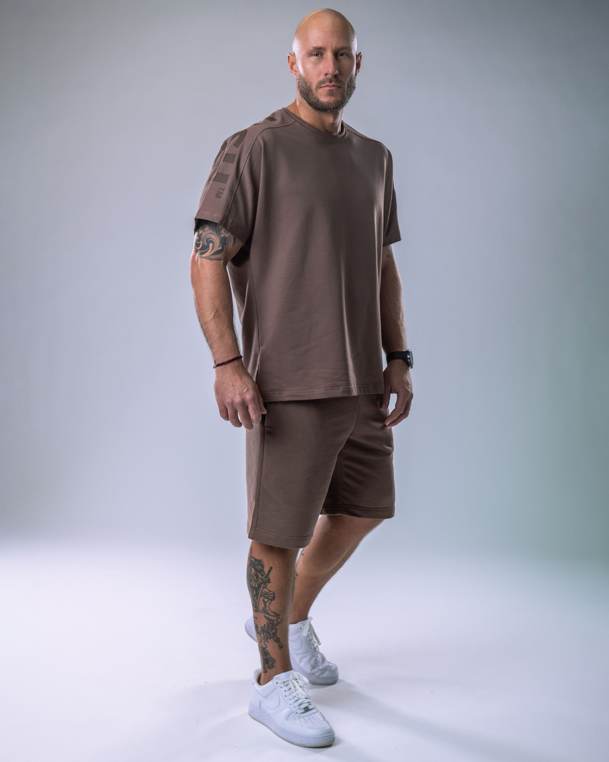 Pánské tričko oversize s velkým potiskem hnědé XL-0