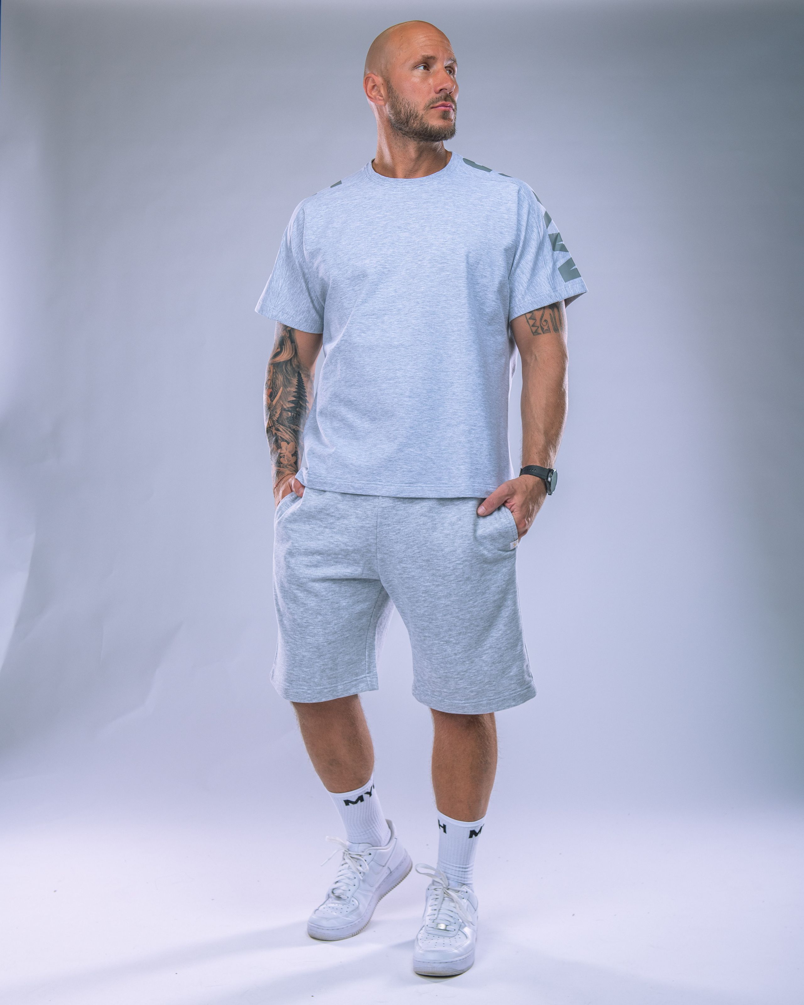 Pánské tričko oversize s velkým potiskem šedý melír M-2