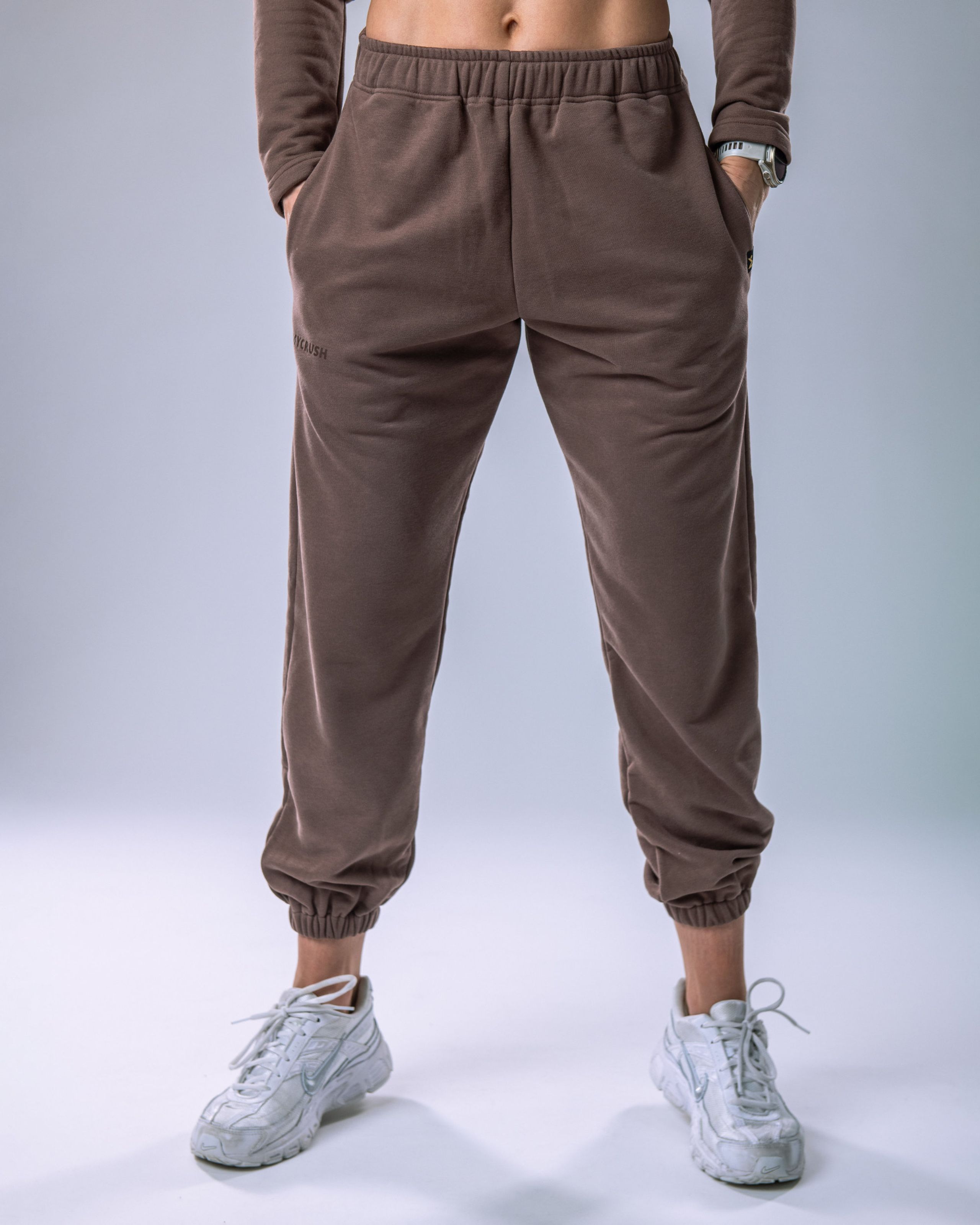 Unisex tepláky regular hnědé S-1